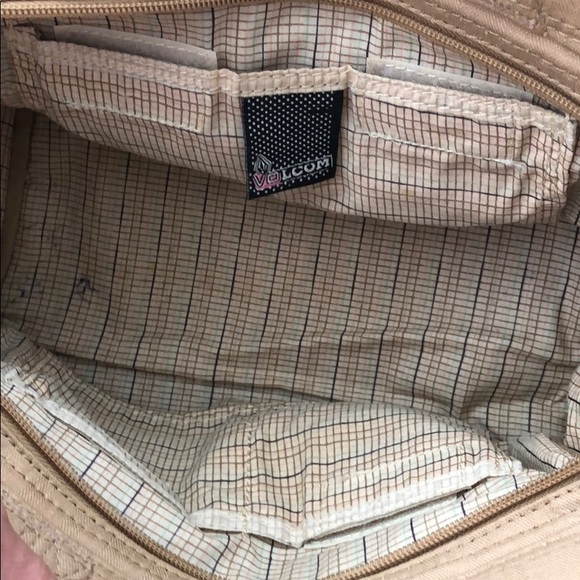 Volcom Purse - Picture 3 of 3